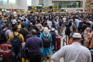 War का असर: दुबई-अबूधाबी से भारत